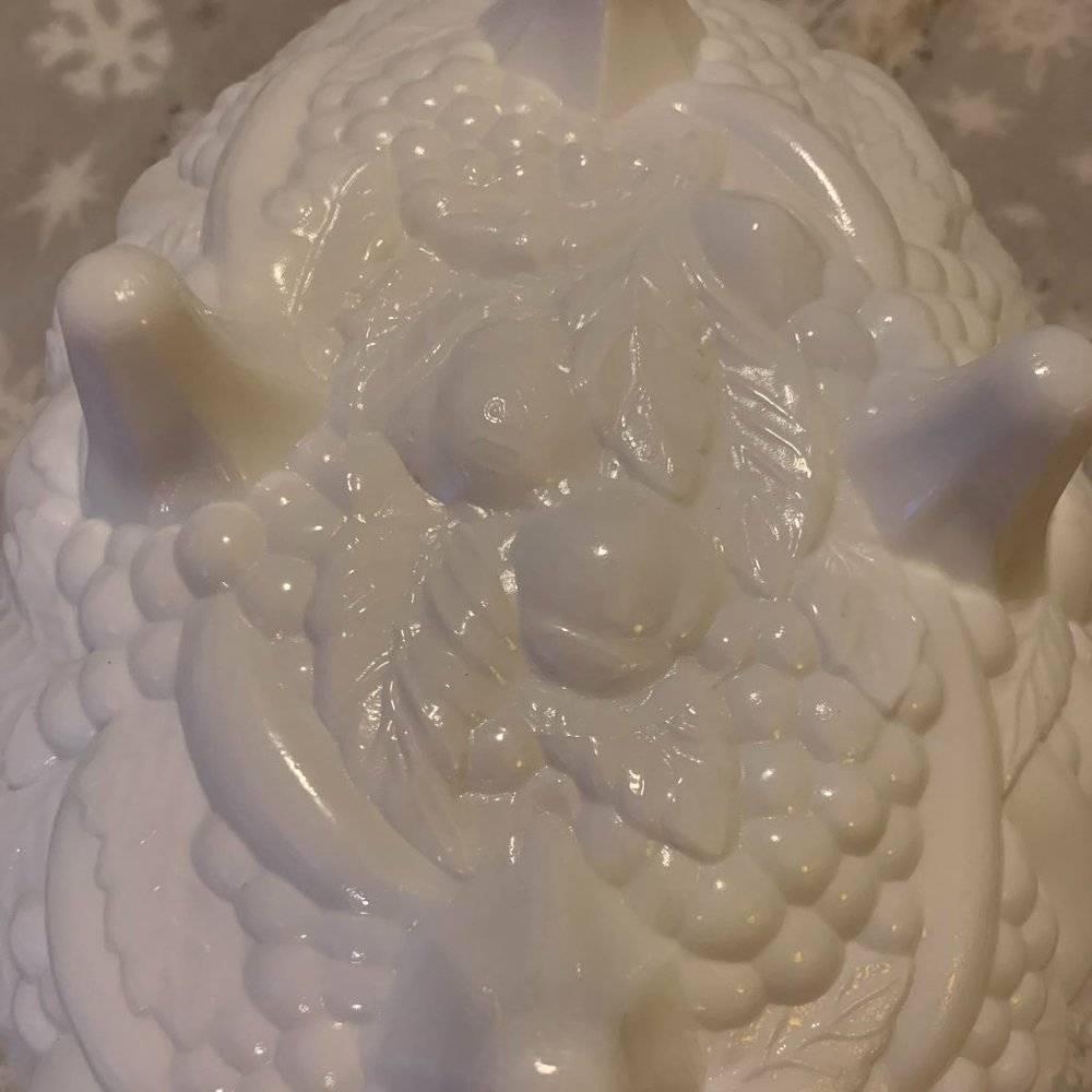 Vintage Milk Glass Centerpiece Bowl - Picture 3 of 4